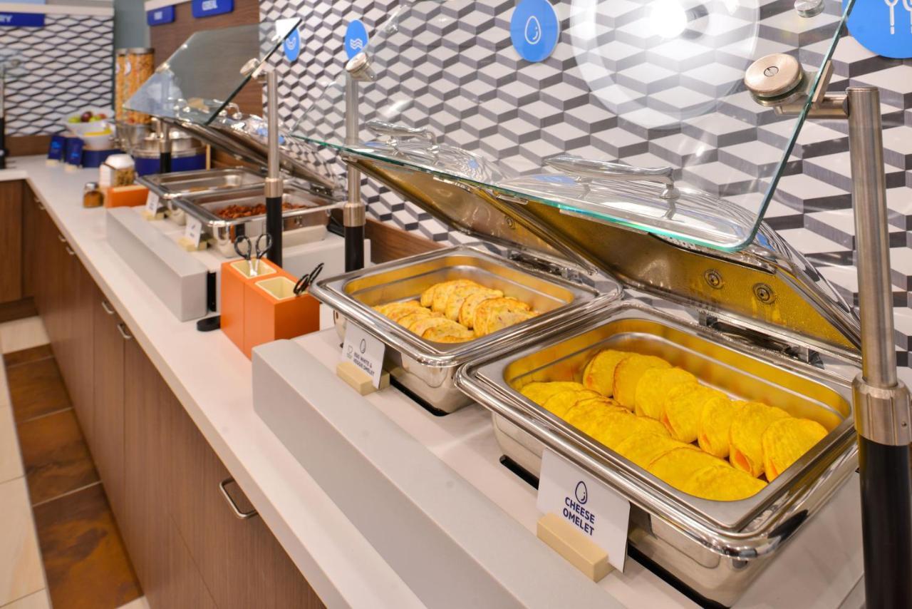 Holiday Inn Express & Suites - Mall Of America - Msp Airport By Ihg Блумингтон Экстерьер фото