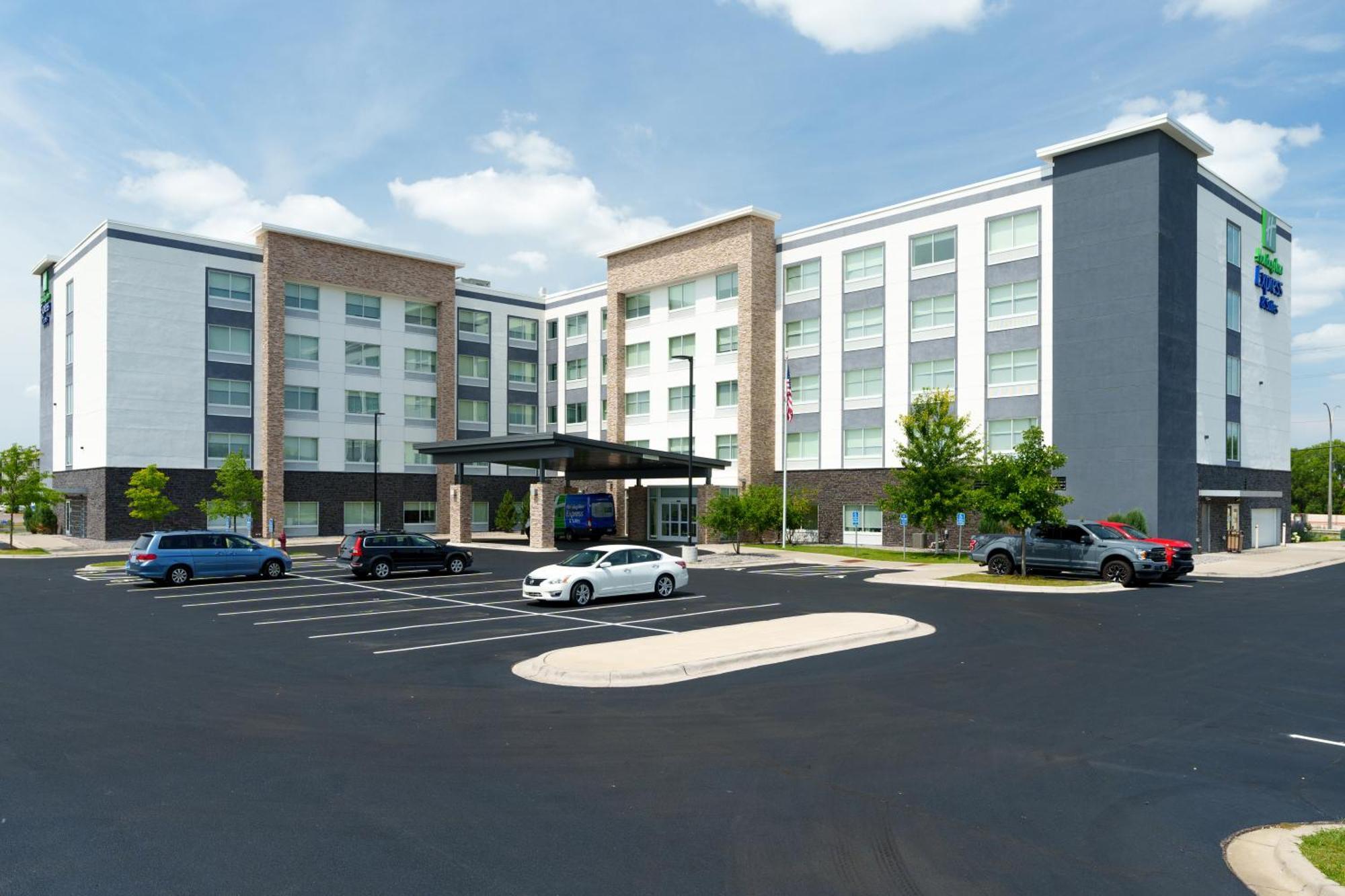 Holiday Inn Express & Suites - Mall Of America - Msp Airport By Ihg Блумингтон Экстерьер фото