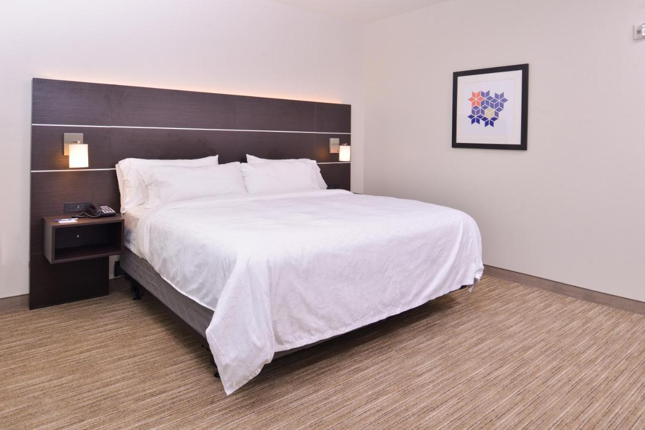 Holiday Inn Express & Suites - Mall Of America - Msp Airport By Ihg Блумингтон Номер фото